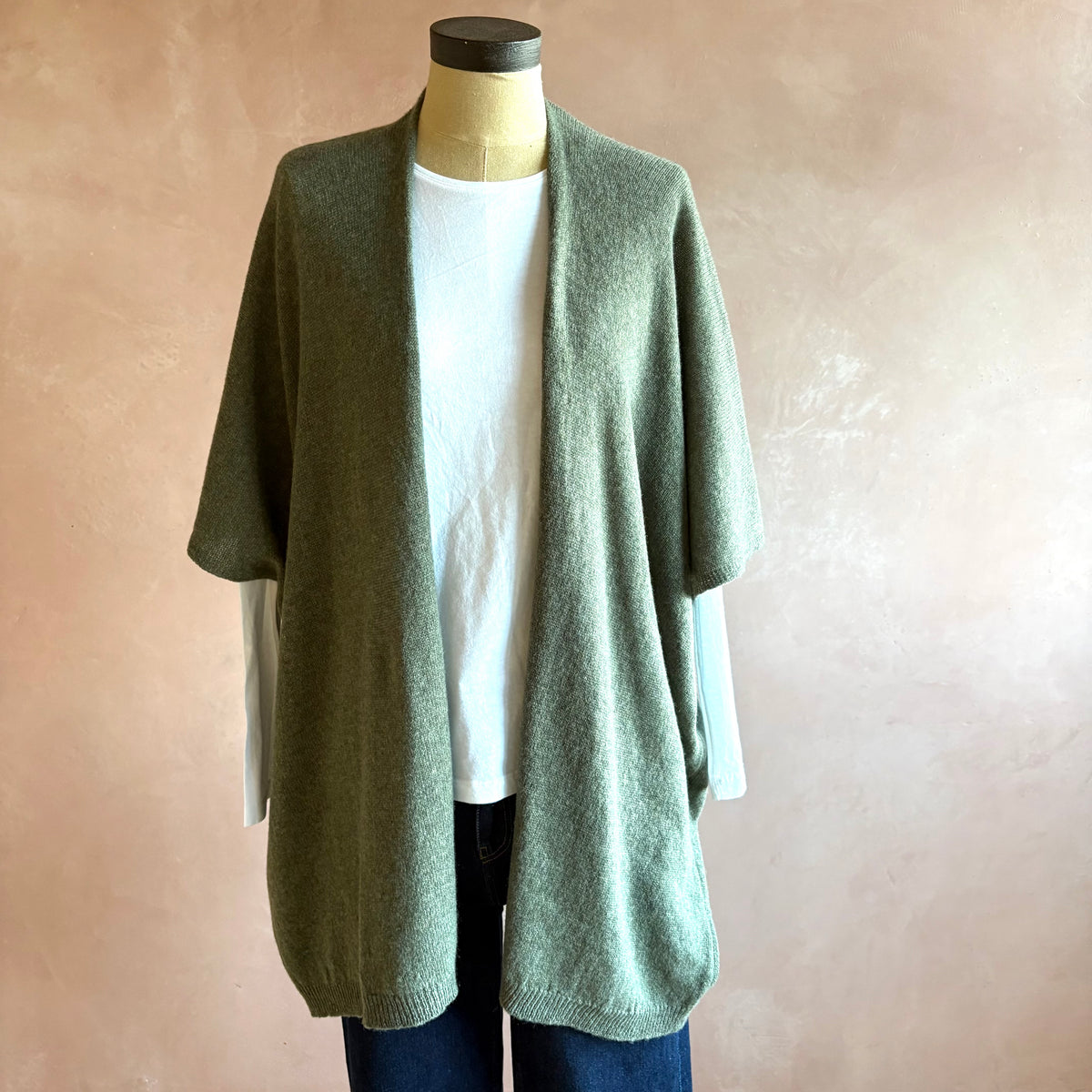 Cashmere Sleeveless Cardigan Khaki