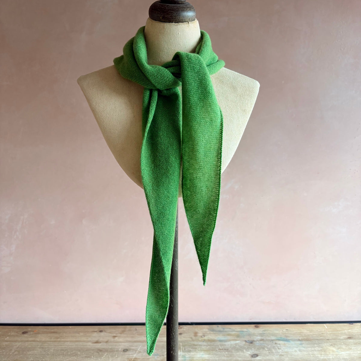 100% Cashmere Triangle Scarf - Green