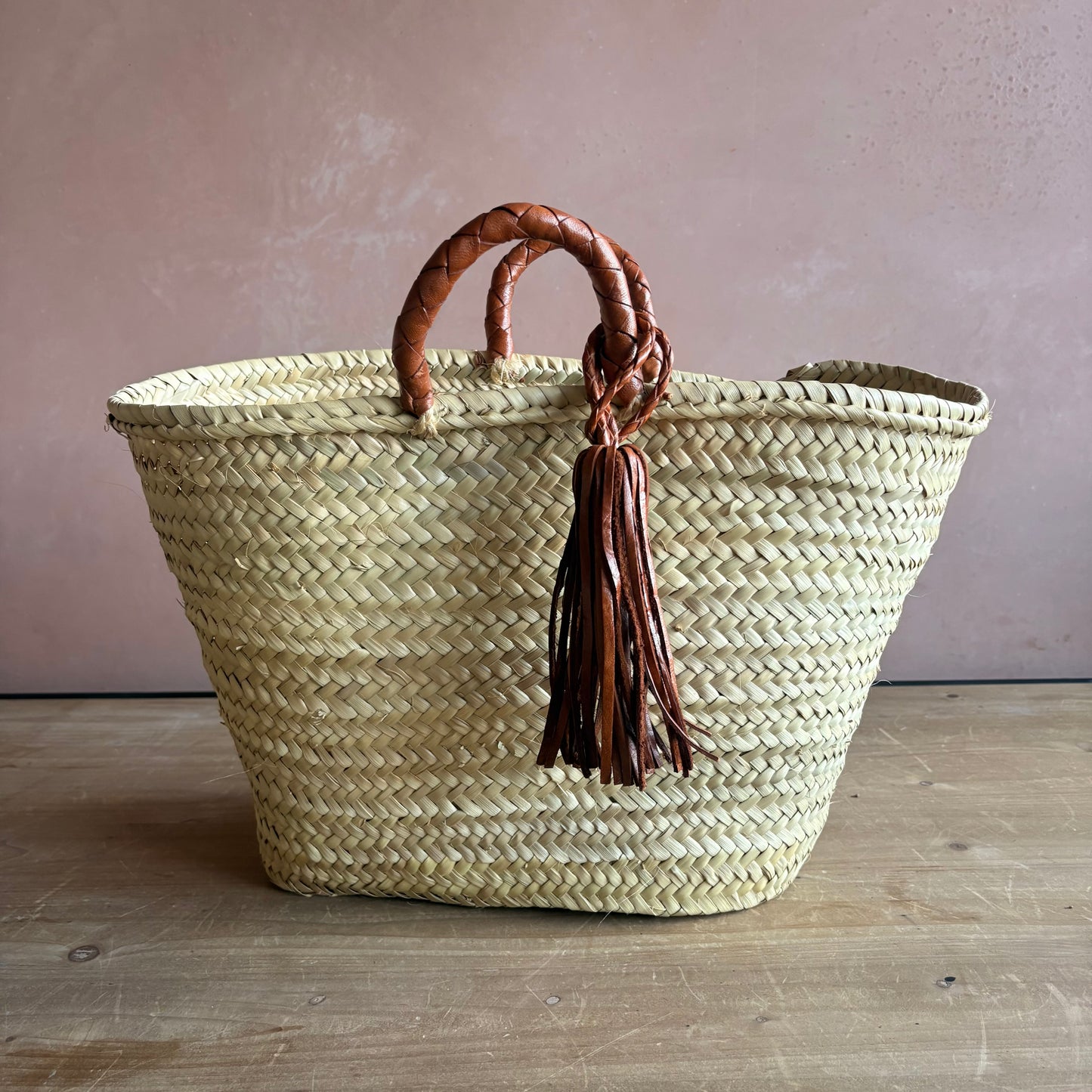 Dolce with Tassle Basket