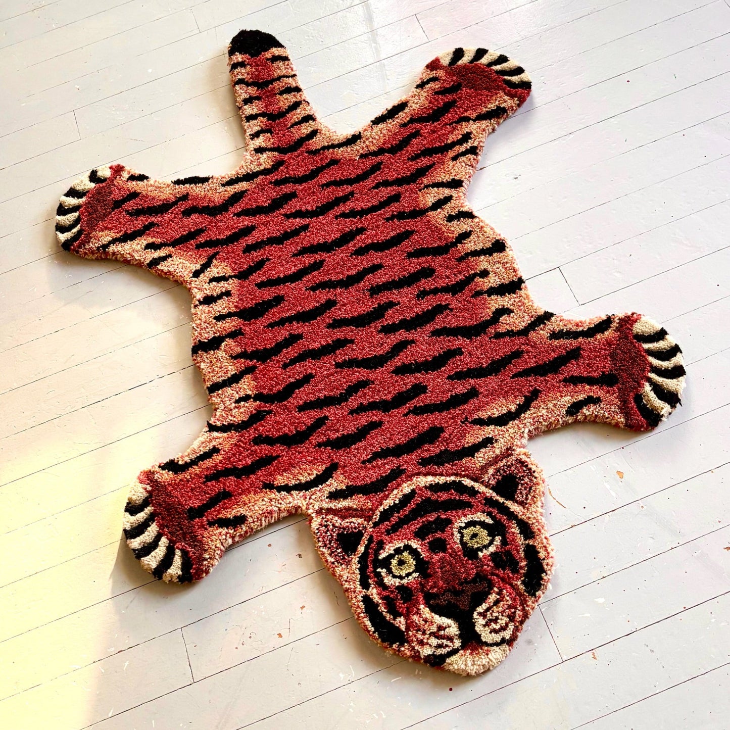 Classic Tiger Wool Rug