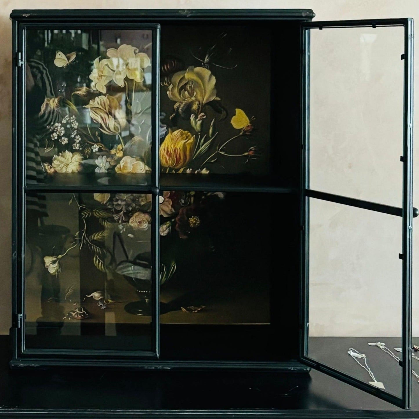 Glass Cabinet - Yellow Flowers