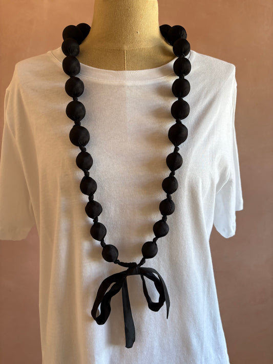 Long Silk Bow Necklace Black