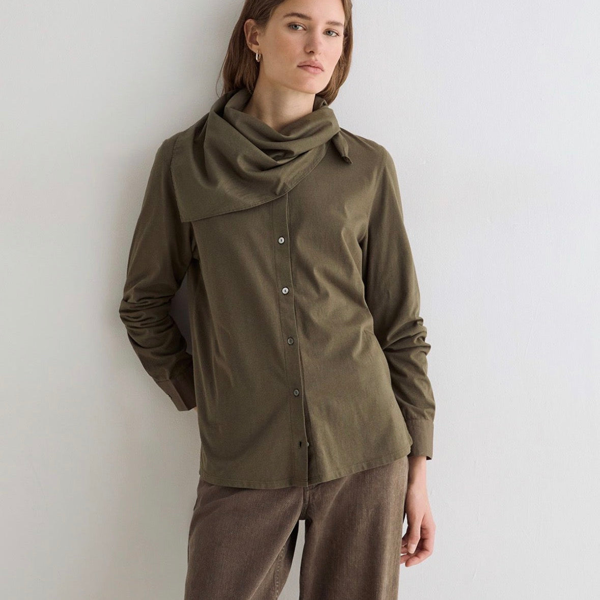 Women’s Cotton Shirt with Removable Scarf