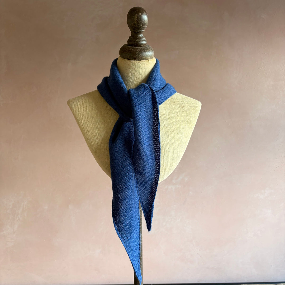 100% Cashmere Triangle Scarf - Navy