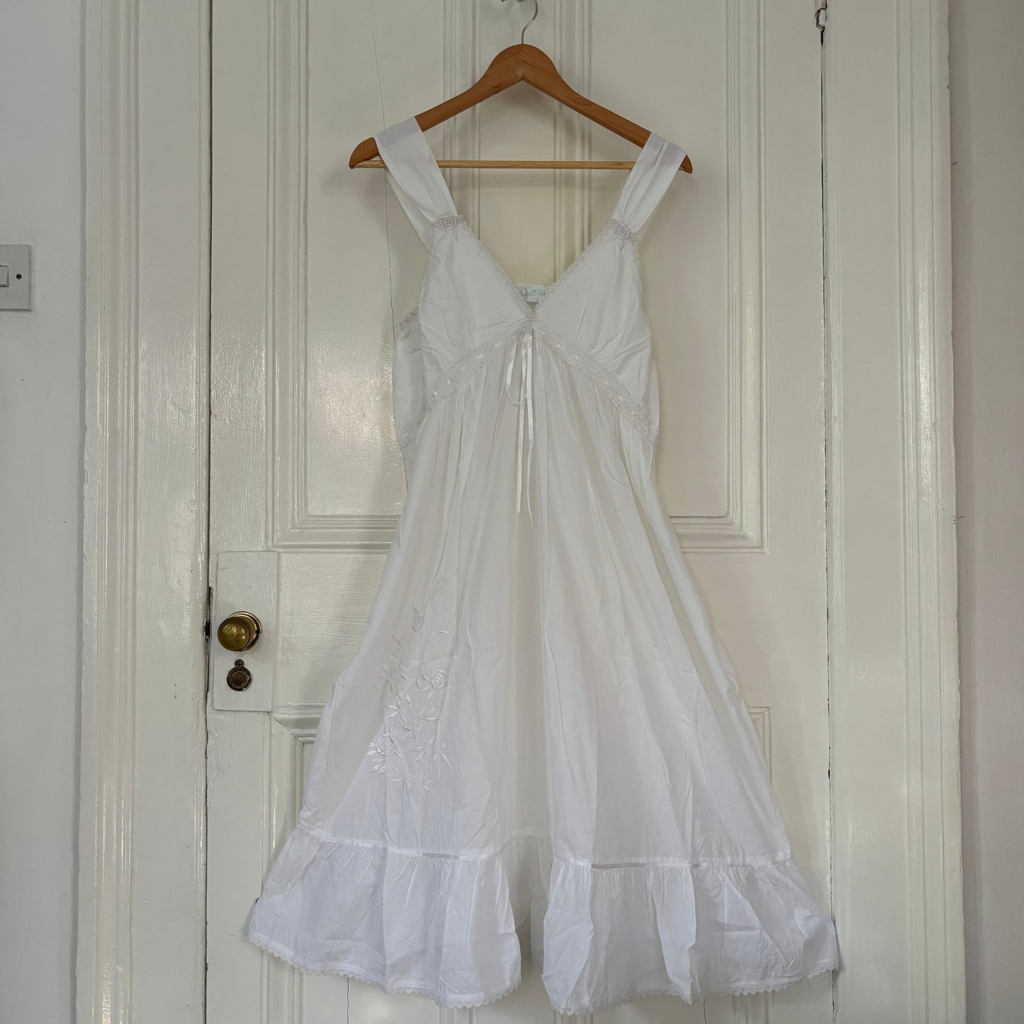 Joanna V Neck Strappy Nightdress