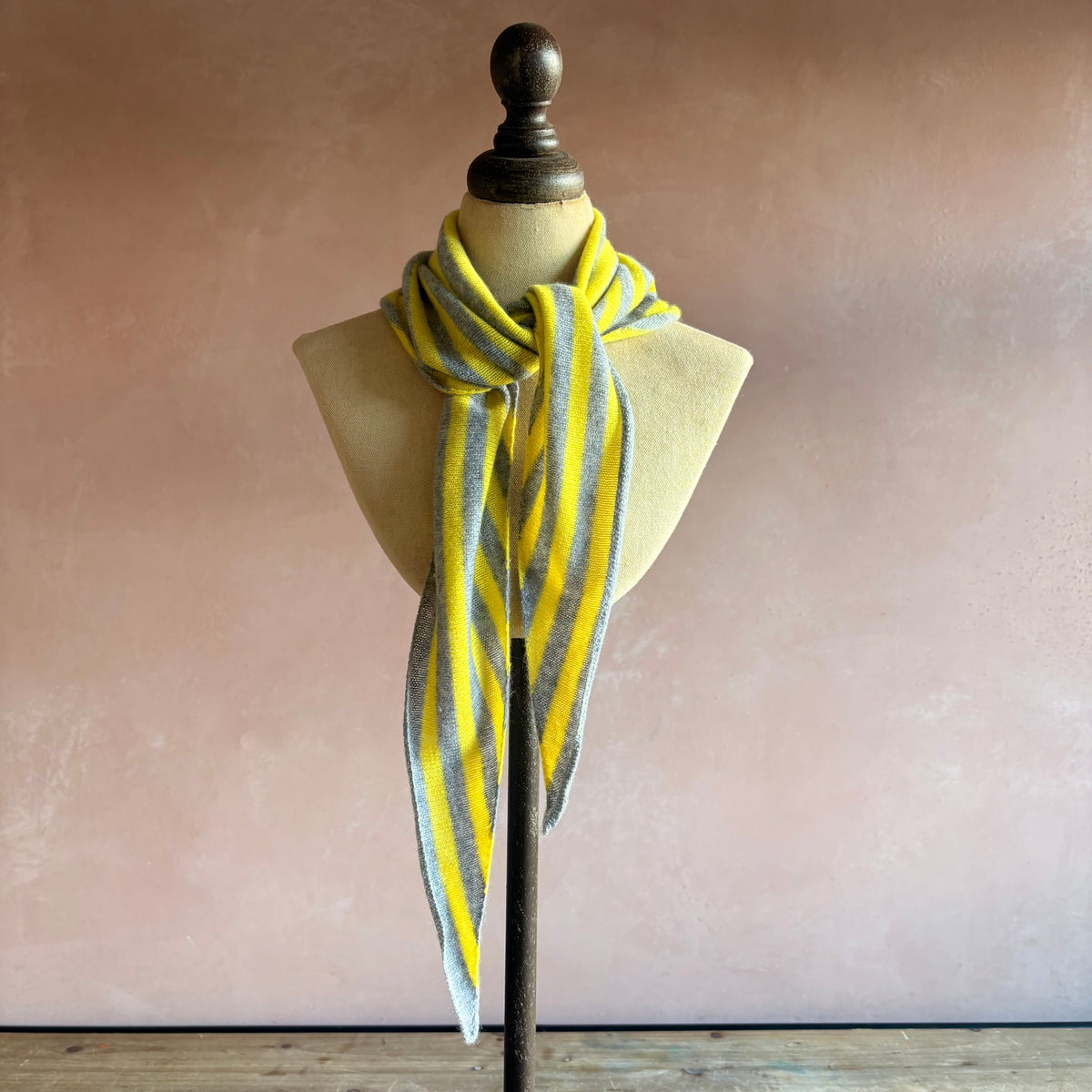 100% Cashmere Triangle Scarf - Grey Yellow Stripe