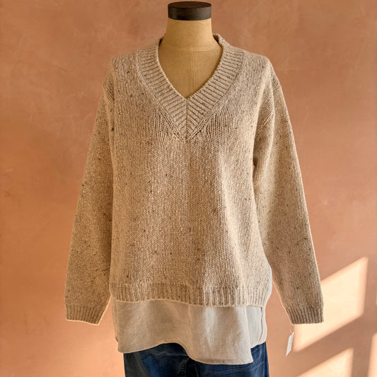 The Kayla V Neck Sweater Chalk with Linen