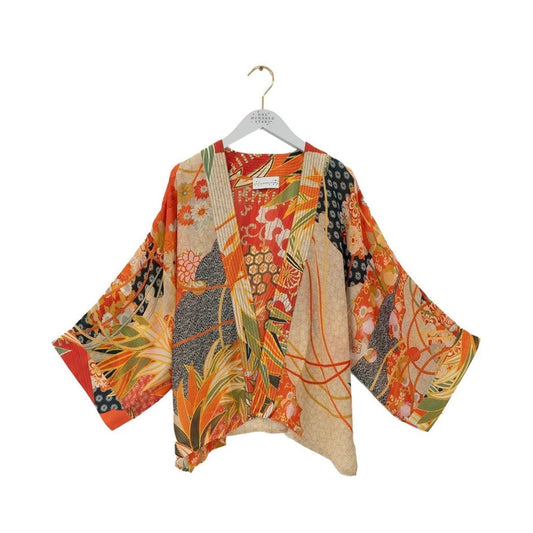 Fans Scarlet Kimono