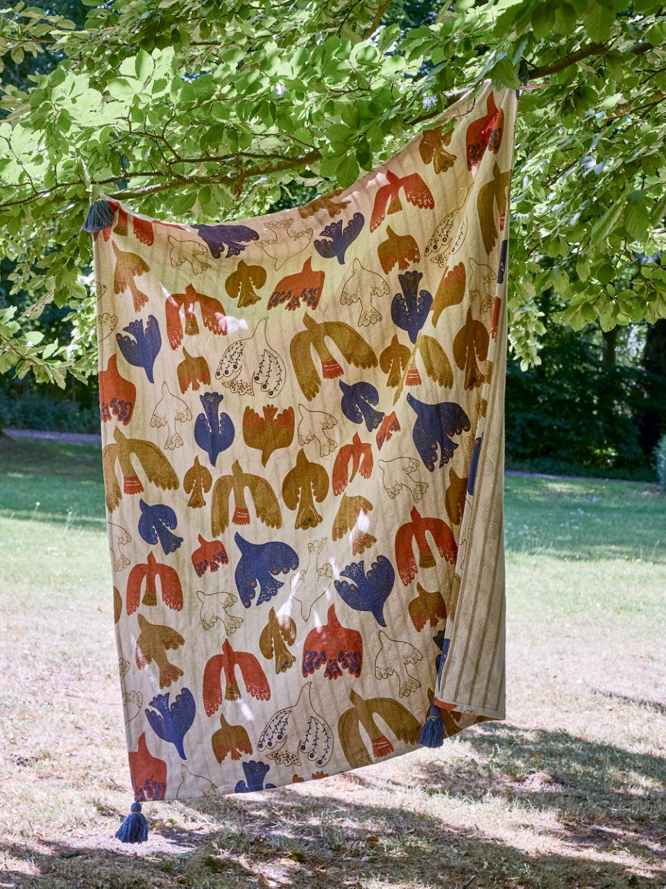 Recycled Cotton Tasseled Throw