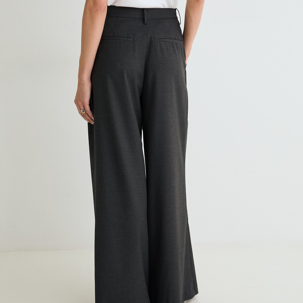 Women’s Wide Leg Suit Trousers