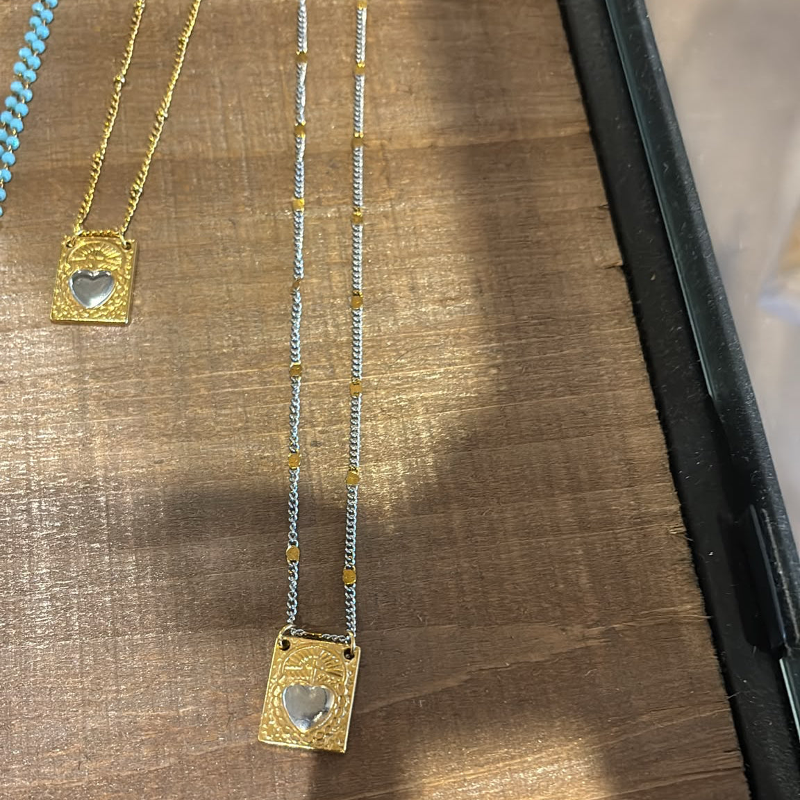 Corazon Necklace