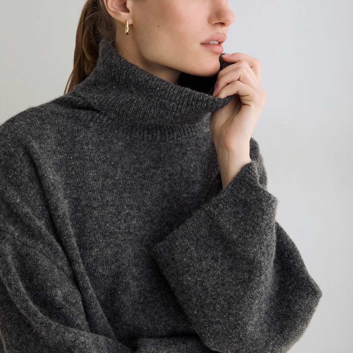 Oversize High Neck Sweater